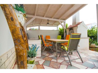 Stylish 6 Bedrrom Sea View Villa with Pool near Trogir