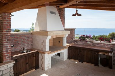 Luxury Villa with Heated Pool and Sea View Terrace Makarska