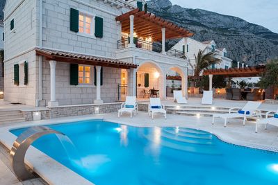 Luxury Villa with Heated Pool and Sea View Terrace Makarska