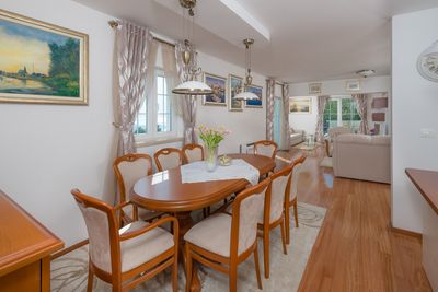 Elegant Villa with Luxury Facilities and Equipment in Omis Riviera