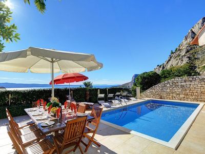 Astonishing Villa with Pool and Amazing Sea View in Omis 