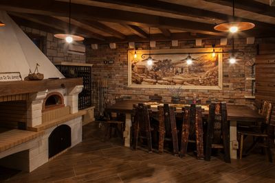 Splendid Makarska Villa with Heated Indoor and Outdoor pool and Traditional Dalmatian Tavern 