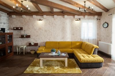 Splendid Makarska Villa with Heated Indoor and Outdoor pool and Traditional Dalmatian Tavern 