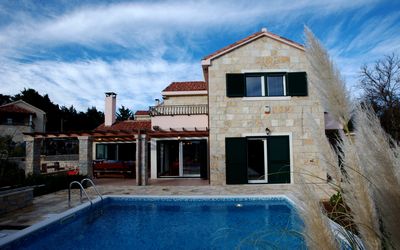 Island Brac Luxury Rustic Villa with Pool