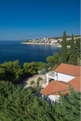 Large Luxury Beach Villa with Pool in Primosten