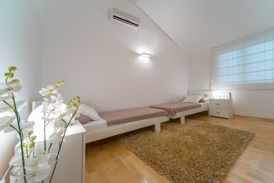 Large Luxury Beach Villa with Pool in Primosten