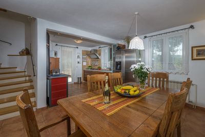 Splendid Beach Villa With Swimming Pool On island Brac, Mirca