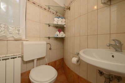 Splendid Beach Villa With Swimming Pool On island Brac, Mirca