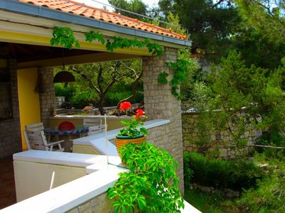 Charming 2 Bedroom Seafront House with Pool Island Brac