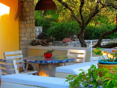 Charming 2 Bedroom Seafront House with Pool Island Brac
