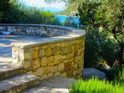 Charming 2 Bedroom Seafront House with Pool Island Brac