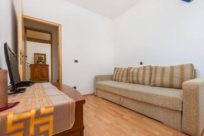 Large Deluxe Villa With Indoor Pool, Wellness & Garden