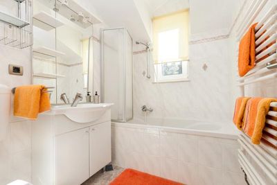 Large Deluxe Villa With Indoor Pool, Wellness & Garden