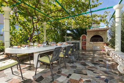 Large Deluxe Villa With Indoor Pool, Wellness & Garden