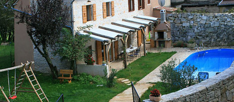 Charming Authentic House with Pool in Central Istria 