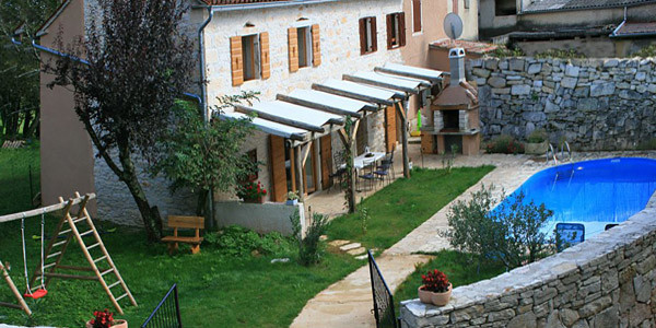 Charming Authentic House with Pool in Central Istria 