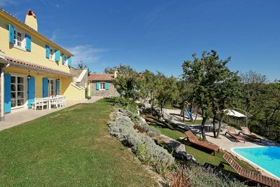 Beautiful Istrian Villa with Pool and Children Playground