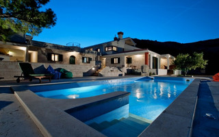 5 Bedroom 5 Star Luxury Mansion in Trogir Hinterland