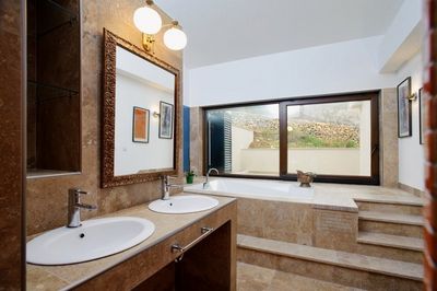 5 Bedroom 5 Star Luxury Mansion in Trogir Hinterland