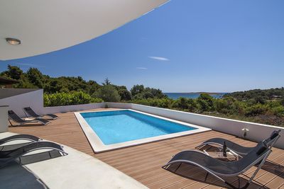 Exclusive Istria Villa With Pool, Sea Views, Jacuzzi 