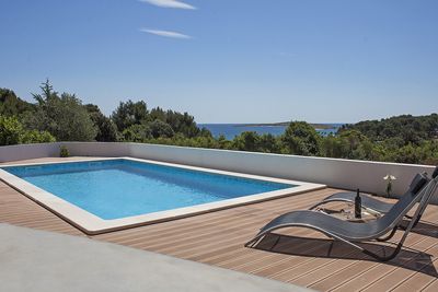 Exclusive Istria Villa With Pool, Sea Views, Jacuzzi 