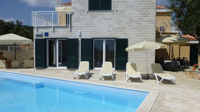 Modern Stone Villa  With Pool; island Brac Hinterland