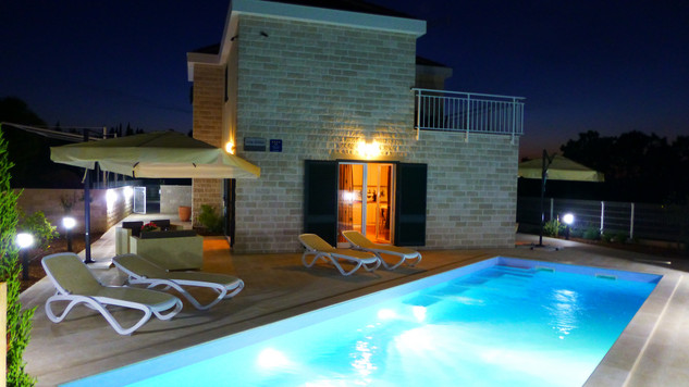 Luxury Countryside Villa With pool On Island Brac