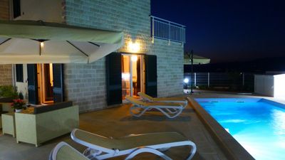 Luxury Countryside Villa With pool On Island Brac