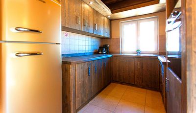 Luxury Villa with Pool, Outdoor Jacuzzi, and Sauna near Pula in Istria