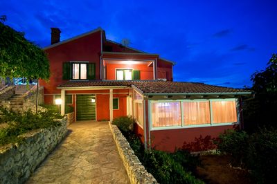 Spacious Seaside Holiday House with Pool, Outdoor Jacuzzi, Sauna, and Tavern, Riviera Zadar