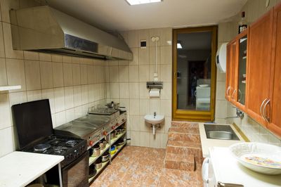 Spacious Seaside Holiday House with Pool, Outdoor Jacuzzi, Sauna, and Tavern, Riviera Zadar