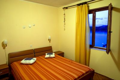 Spacious Seaside Holiday House with Pool, Outdoor Jacuzzi, Sauna, and Tavern, Riviera Zadar