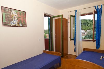 Spacious Seaside Holiday House with Pool, Outdoor Jacuzzi, Sauna, and Tavern, Riviera Zadar