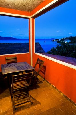 Spacious Seaside Holiday House with Pool, Outdoor Jacuzzi, Sauna, and Tavern, Riviera Zadar