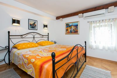 Charming Stone Villa with Pool in Dubrovnik Littoral 