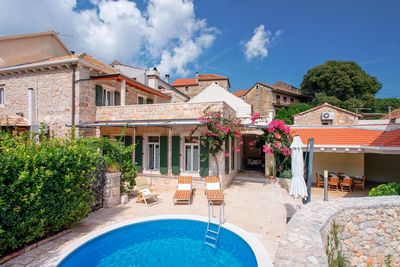 Countryside Villa With Pool On and Wine Boutique on Island Hvar