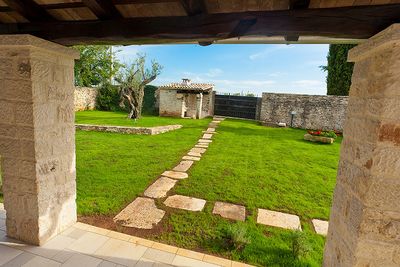 Central Istria Traditional Villa with Swimming Pool and Beautiful Large Garden