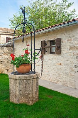 Central Istria Traditional Villa with Swimming Pool and Beautiful Large Garden