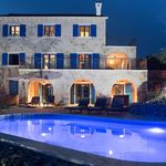 Fascinating Sea View Villa with Swimming Pool 