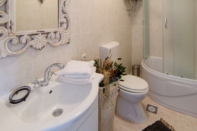 Romantic Orebic  Villa With Swimming Pool And Sauna