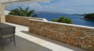 Extraordinary Seafront Villa With Pool And Garden On Island Solta