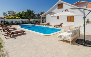 Romantic Orebic Villa with Swimming Pool and Sauna