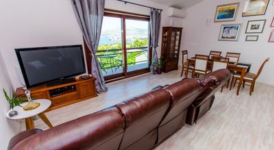 Stylish 6 Bedroom Sea View Villa with Pool near Trogir