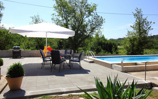 Vacation House with Pool and Attractive Garden Konavle
