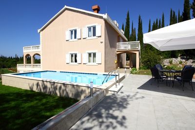 Vacation House with Pool and Attractive Garden Konavle