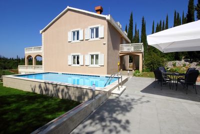 Vacation House with Pool and Attractive Garden Konavle