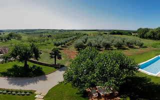 Authentic Istrian Estate with Pool Lukoni Croatia