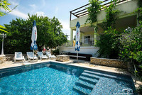 Sutivan Holiday Home with Pool Island Brac