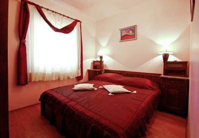 Sutivan Holiday Home With Pool, Island Brac