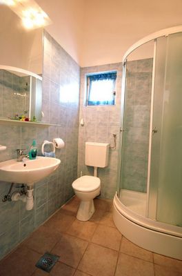 Sutivan Holiday Home With Pool, Island Brac